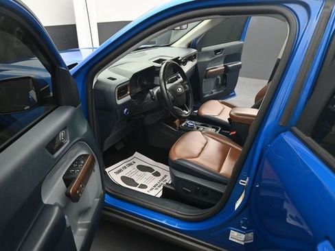 Certified 2022 Ford Maverick Lariat w/ Lariat Luxury Package AWD/4WD image 17
