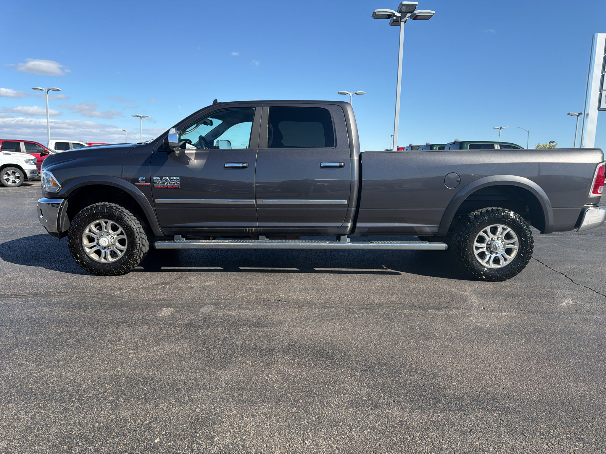 Used 2016 RAM 3500 Laramie AWD/4WD image 8