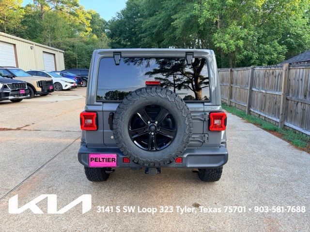 Used 2020 Jeep Wrangler Unlimited Sahara AWD/4WD image 9
