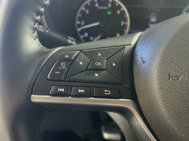 Used 2021 Nissan Sentra SV FWD image 17