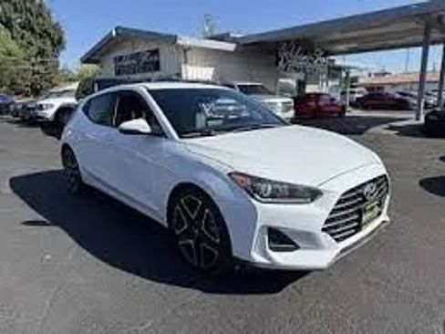 Used 2019 Hyundai Veloster Turbo R-Spec image 1