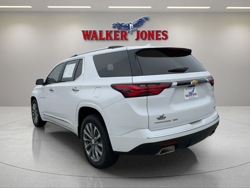 Used 2023 Chevrolet Traverse Premier image 8