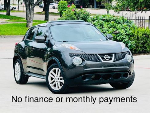 Used 2013 Nissan Juke SV FWD image 1