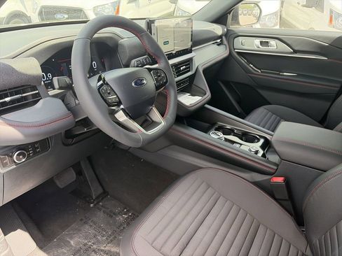 New 2026 Ford Explorer ST-Line AWD/4WD image 11