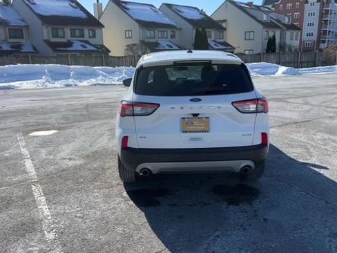 Certified 2022 Ford Escape SE w/ Convenience Package image 43