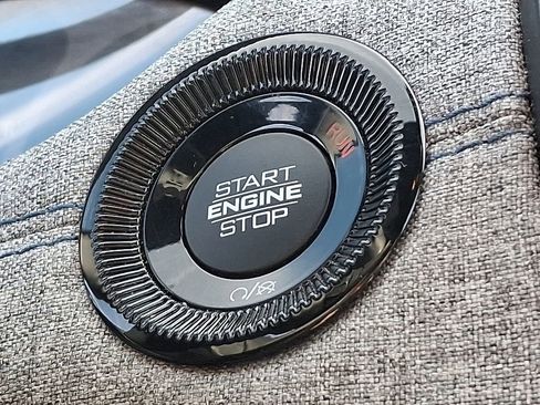 Used 2024 Jeep Compass Latitude image 22