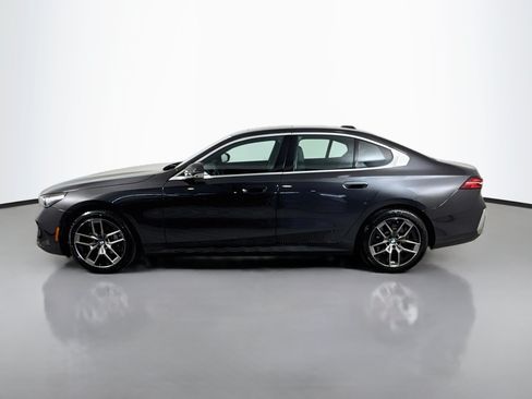 Used 2026 BMW 530i RWD image 6
