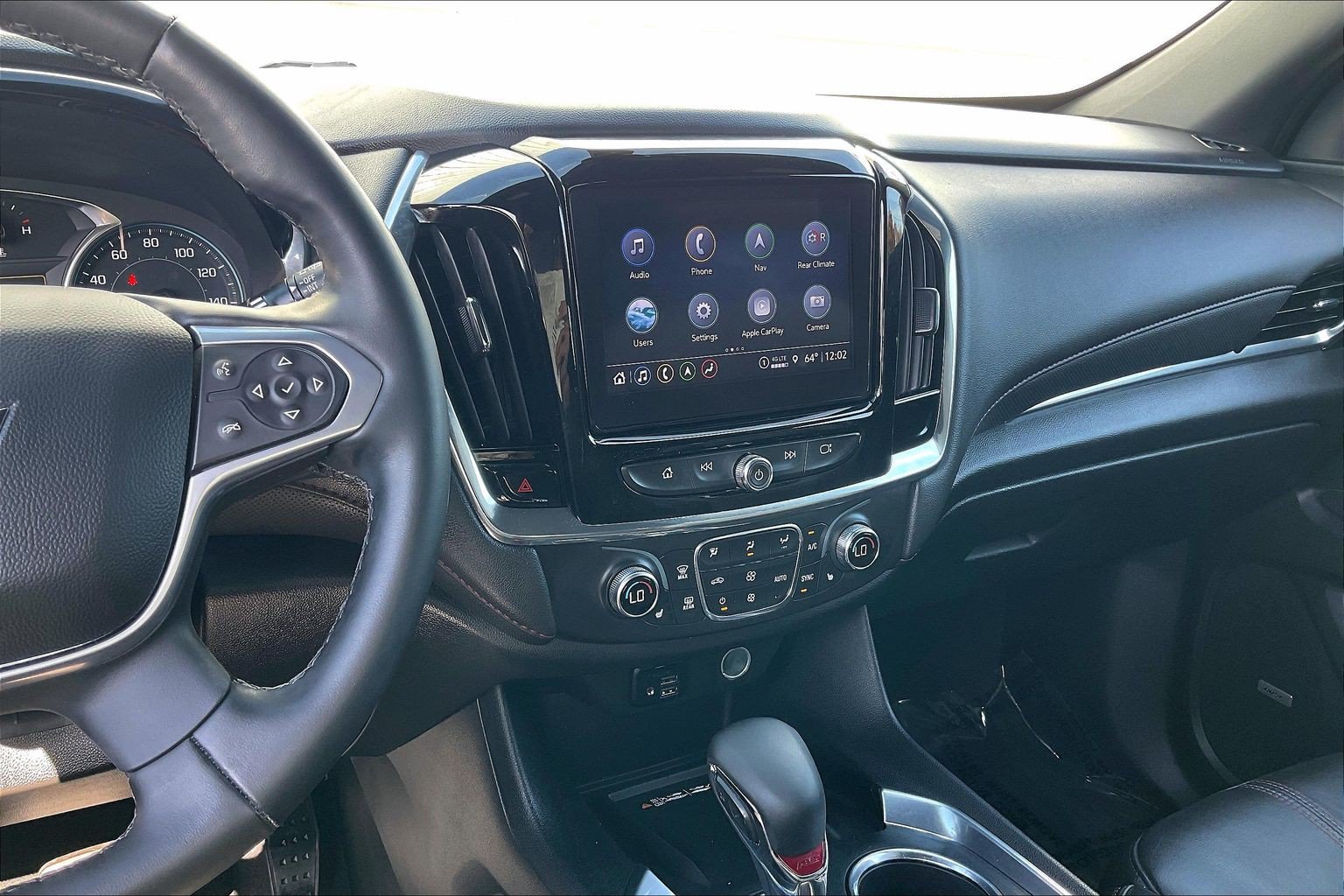 Used 2023 Chevrolet Traverse RS FWD image 7