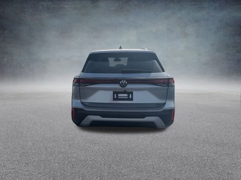 New 2025 Volkswagen Tiguan SE image 19
