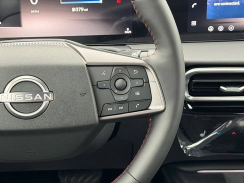 New 2026 Nissan Sentra SR w/ SR Premium Package FWD image 22