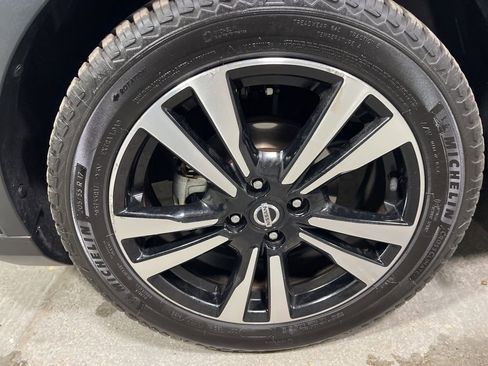 Used 2019 Nissan Kicks SV w/ Interior Electronics Package FWD image 34