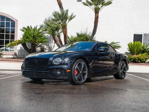 Used 2024 Bentley Continental GT S image 31