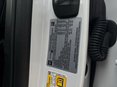 Certified 2024 Chevrolet Tahoe High Country image 35