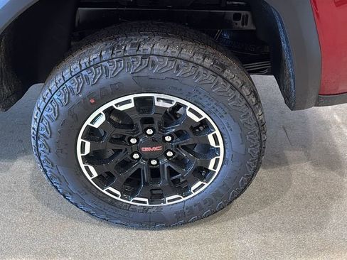 New 2026 GMC Canyon AT4 AWD/4WD image 10