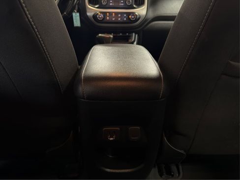 Used 2019 GMC Canyon SLE AWD/4WD image 22