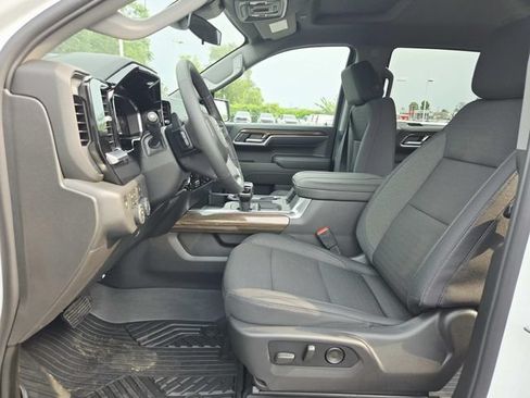 New 2026 Chevrolet Silverado 1500 LT Trail Boss w/ Convenience Package II AWD/4WD image 11