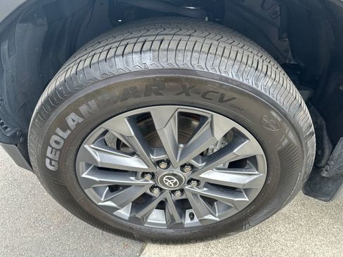 Used 2025 Toyota Land Cruiser AWD/4WD image 26