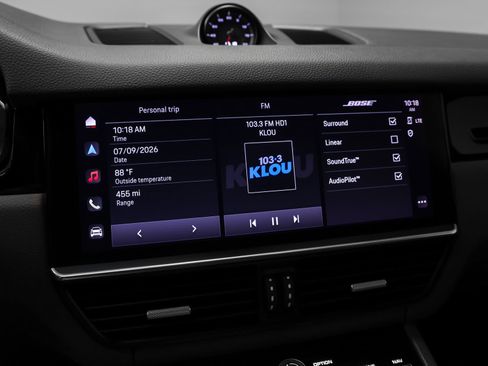 Certified 2022 Porsche Cayenne Coupe AWD/4WD image 31