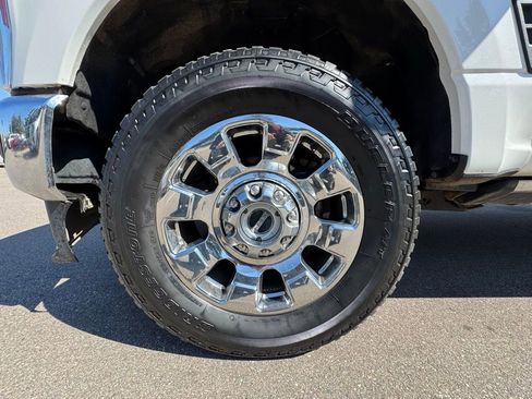 Used 2023 Ford F250 Lariat w/ Lariat Ultimate Package image 16