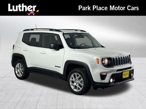 Used 2023 Jeep Renegade Latitude w/ Premium Group AWD/4WD image 1