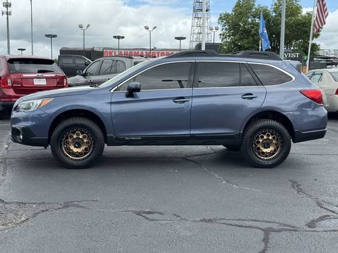 Used 2017 Subaru Outback 2.5i Premium AWD/4WD image 8