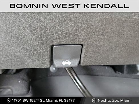 Used 2023 Chevrolet Silverado 1500 RST image 21