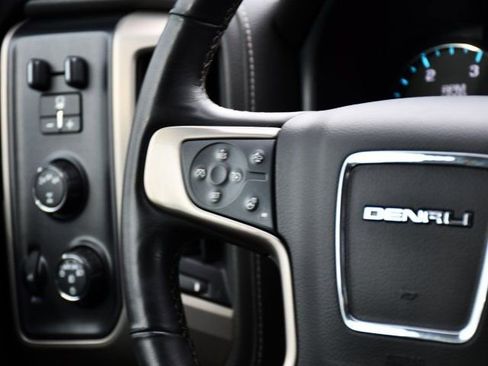 Used 2017 GMC Sierra 2500 Denali w/ Duramax Plus Package image 26
