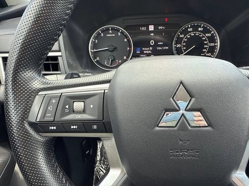 Used 2024 Mitsubishi Outlander SE FWD image 24