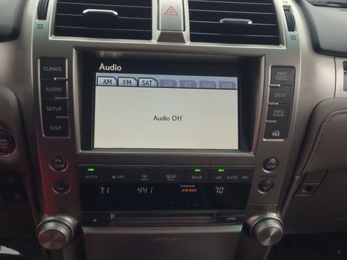Used 2012 Lexus GX 460 image 19