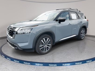 Used 2022 Nissan Pathfinder Platinum w/ Cargo Package
