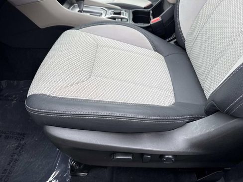 Used 2023 Subaru Forester Premium image 26