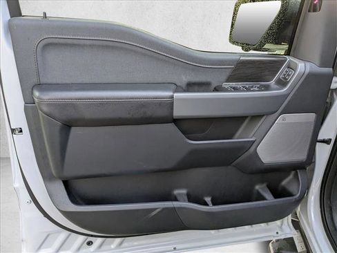 Used 2025 Ford F150 Lariat w/ Equipment Group 502A High image 13