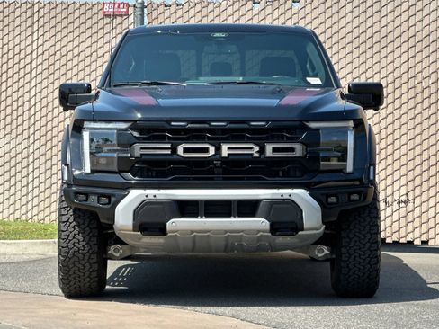 Used 2025 Ford F150 Raptor AWD/4WD image 9