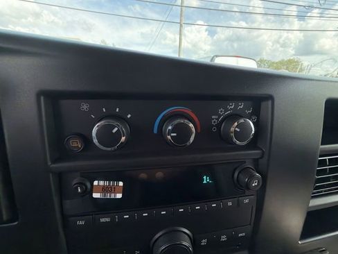 New 2026 GMC Savana 2500 image 18