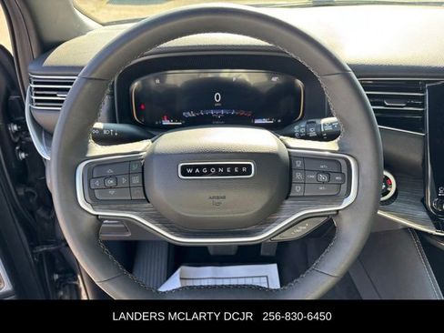 Used 2024 Jeep Wagoneer Series II image 25