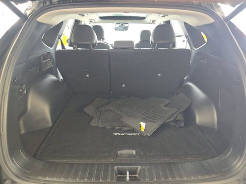 Used 2022 Hyundai Tucson Limited AWD/4WD image 14