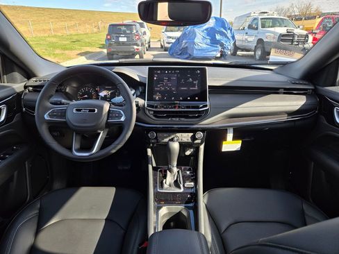 New 2026 Jeep Compass Limited AWD/4WD image 14