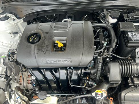 Used 2022 Kia Forte LXS FWD image 33