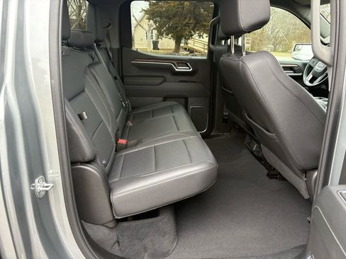 Used 2025 GMC Sierra 1500 SLT image 26