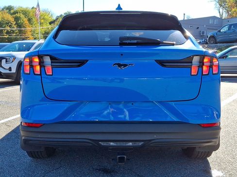 Certified 2022 Ford Mustang Mach-E Select image 9
