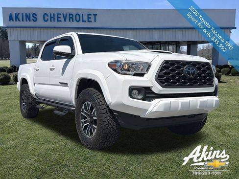 Used 2020 Toyota Tacoma TRD Sport w/ Technology Package AWD/4WD image 7