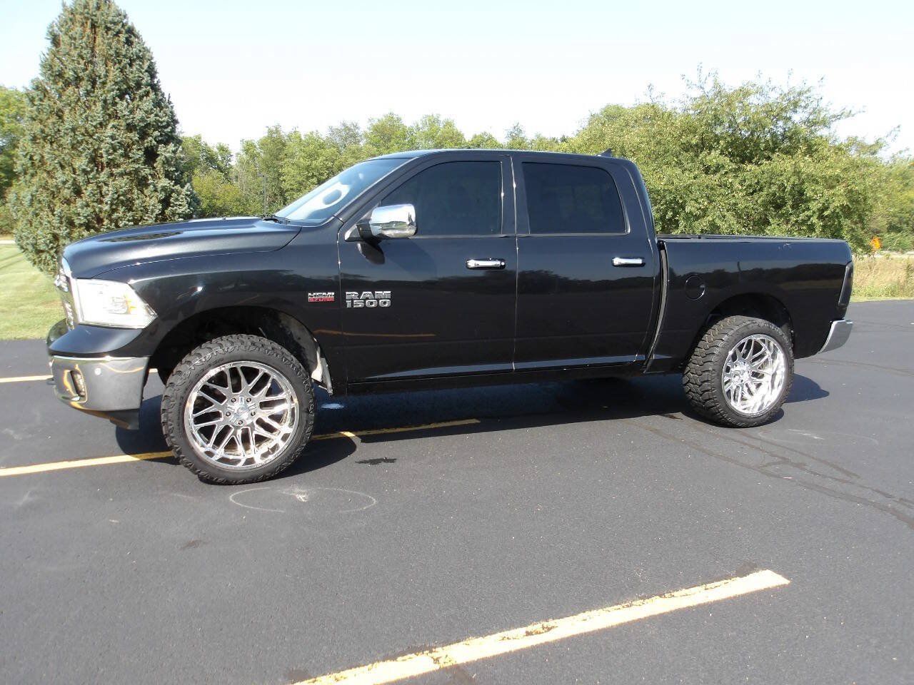 Used 2016 RAM 1500 Laramie w/ Convenience Group AWD/4WD image 10