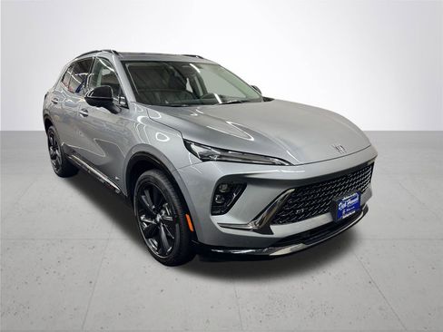 Used 2024 Buick Envision Sport Touring image 9