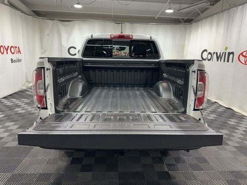 Used 2017 GMC Canyon SLT w/ Driver Alert Package image 17