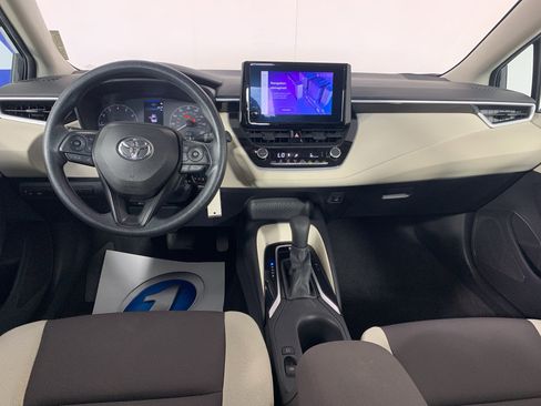 Used 2023 Toyota Corolla LE FWD image 33