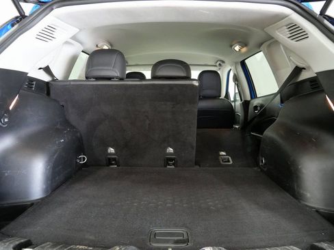 Used 2019 Jeep Compass Latitude w/ Cold Weather Group image 22