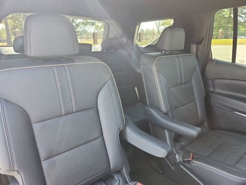 Certified 2026 Chevrolet Traverse High Country w/ LPO, Floor Liner Package image 8