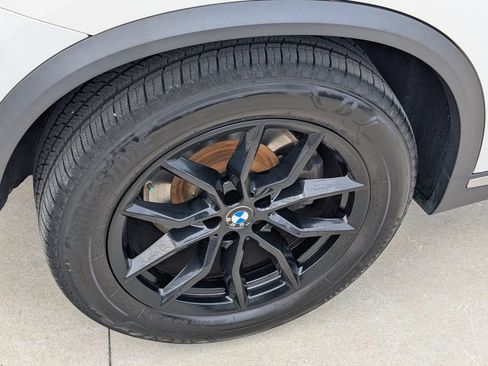 Used 2021 BMW X5 xDrive40i w/ Premium Package AWD/4WD image 24
