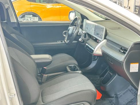 Used 2024 Hyundai Ioniq 5 SEL RWD image 16