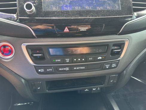 Used 2023 Honda Ridgeline RTL image 18